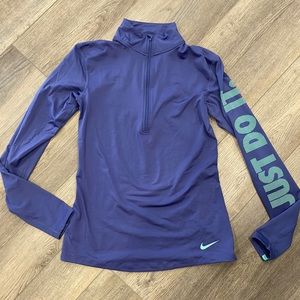 Nike pullover